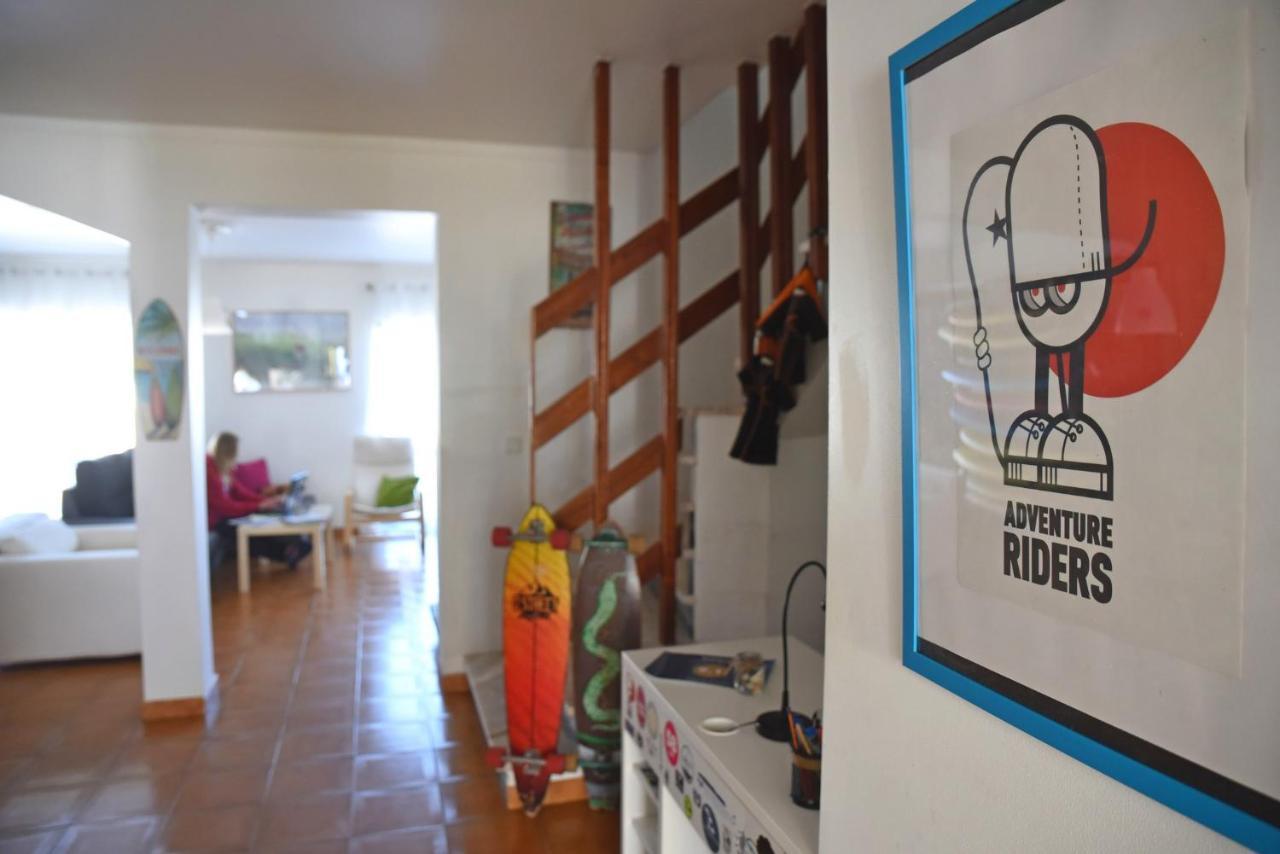 Surf House Peniche Hostel Baleal Exterior foto